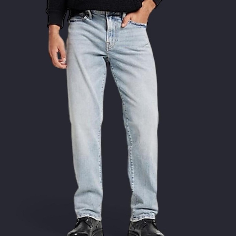 Men's Express Relaxed Slim Hyper Stretch Light Wash Jeans